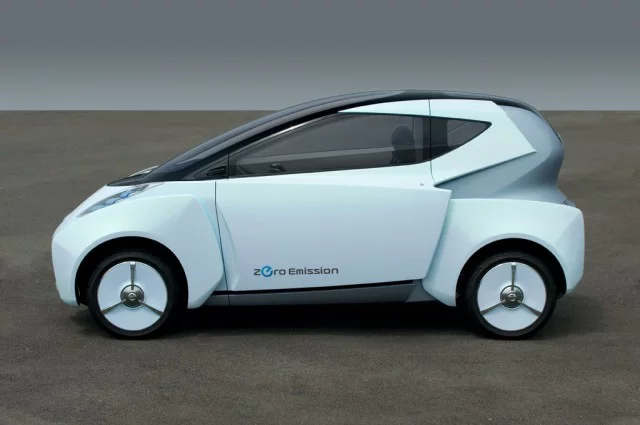 Nissan "Land Glider"