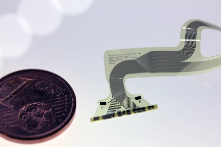 The prototype blood pressure-moderating cuff