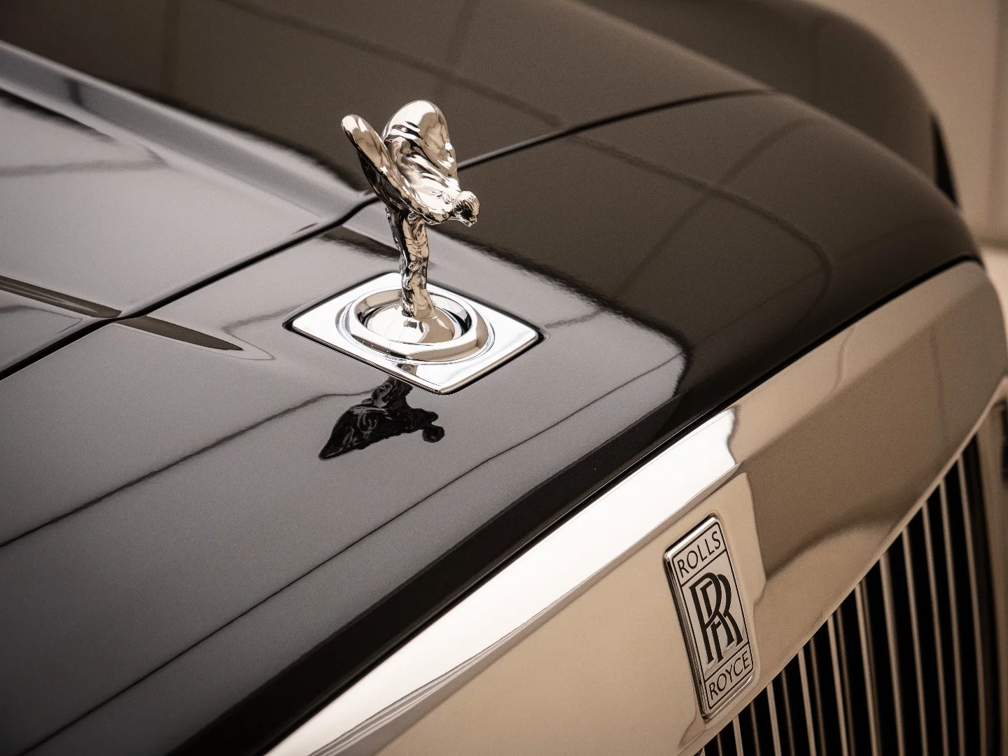 Rolls-Royce Cullinan: the spirit remains, and yes she'll hide away in an instant if somebody tries to pull her off