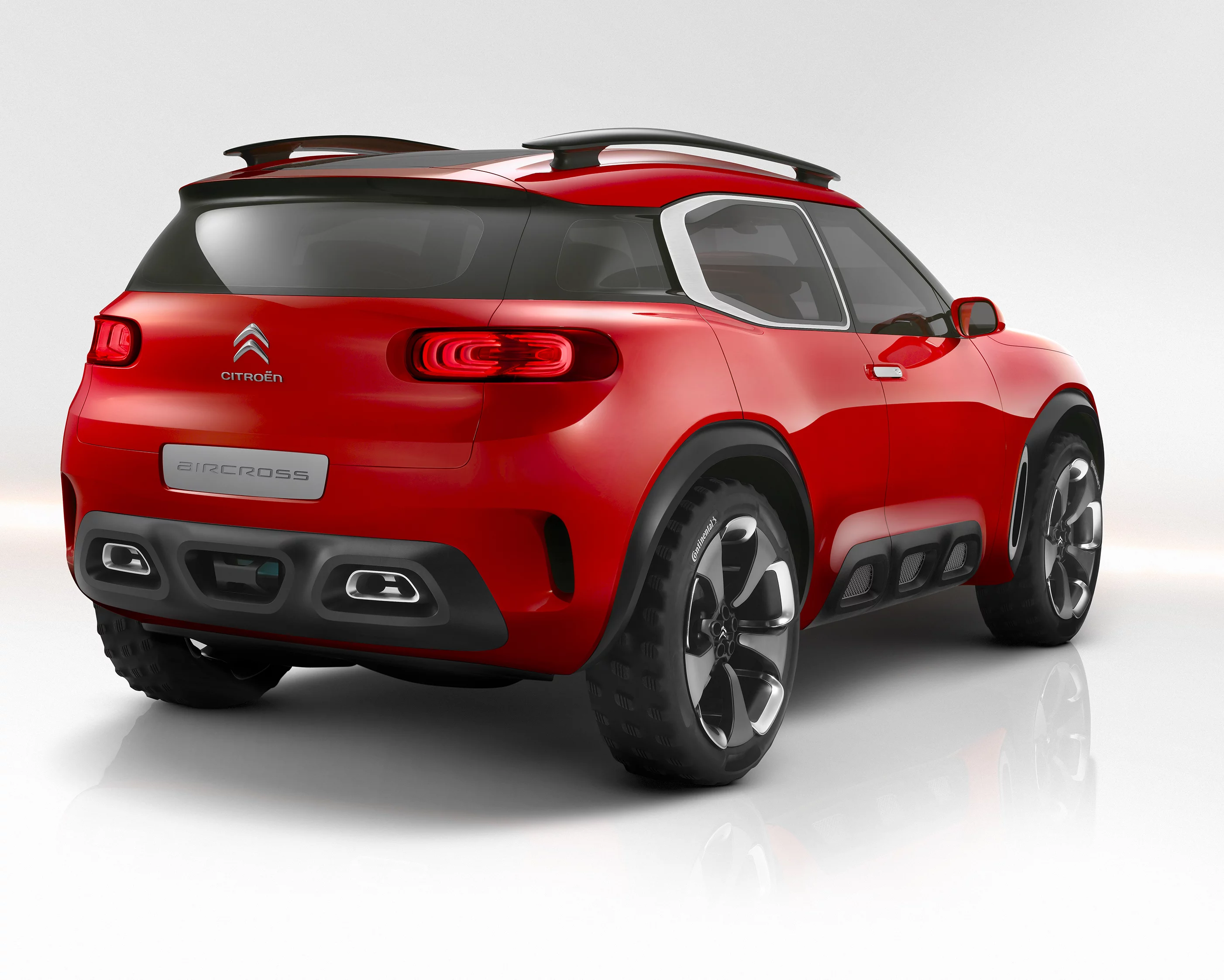 The Aircross has air extractors behind the front and rear wheels