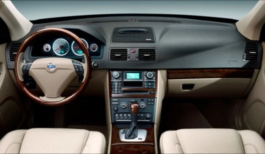 Volvo XC90 Executive - interior view