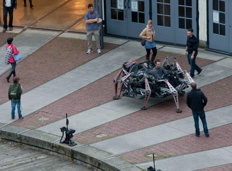 Artist Charlie Brinson rides the Mondo Spider (Photo: Mondo Spider)