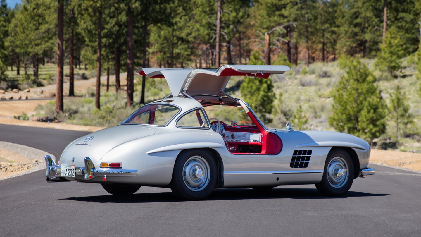 1955 Mercedes-Benz 300 SL Gullwing | Estimate: $1,250,000 to $1,500,000 | Official Auction Description: Gooding & CoLot 116