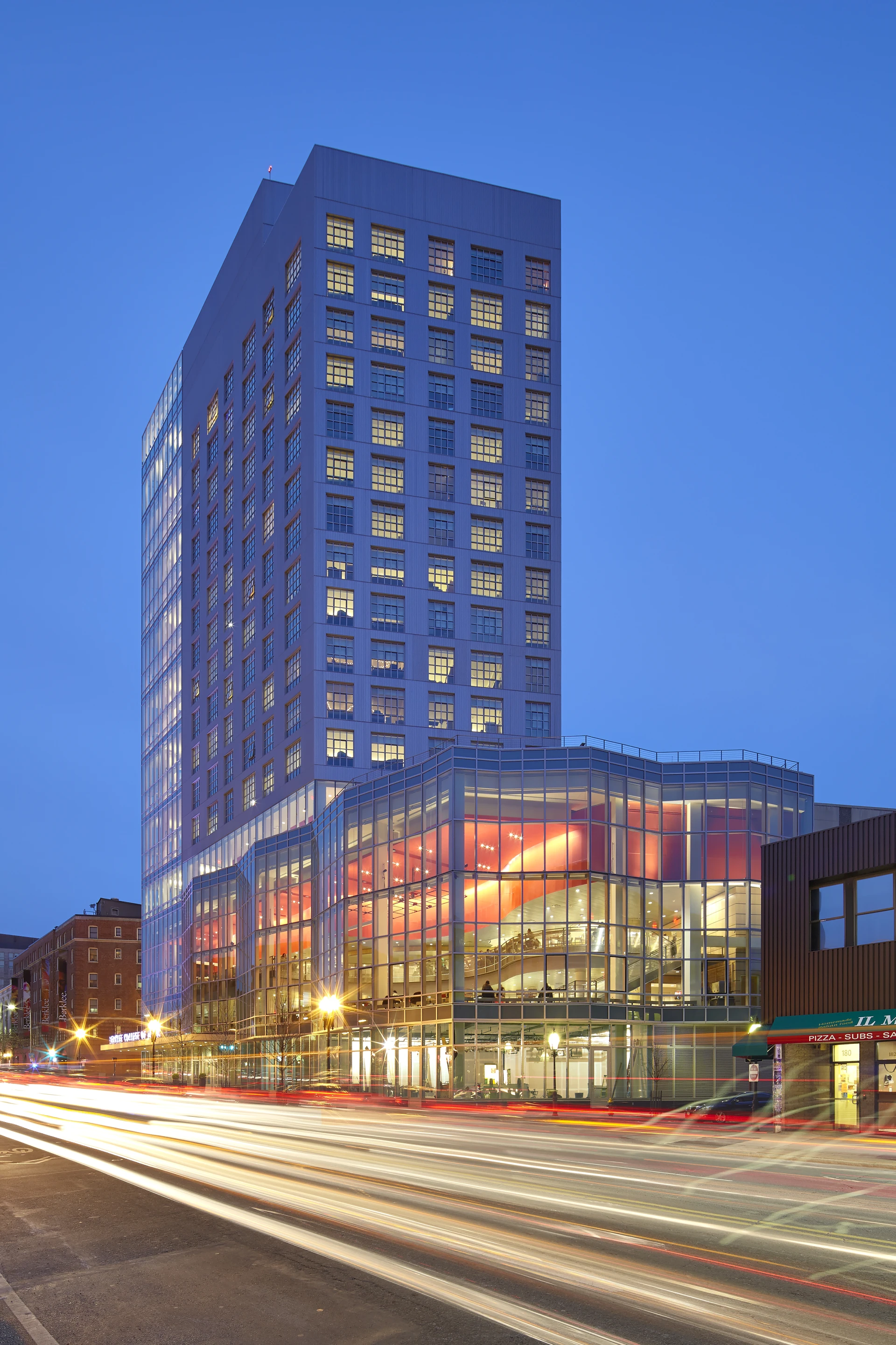 160 Massachusetts Avenue Tower houses 380 students (Photo: Bruce T. Martin Photography)