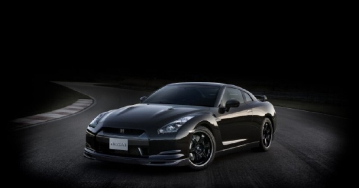 Nissan Releases Gt R Spec V No More Horsepower But An Additional Us 65k On The Price