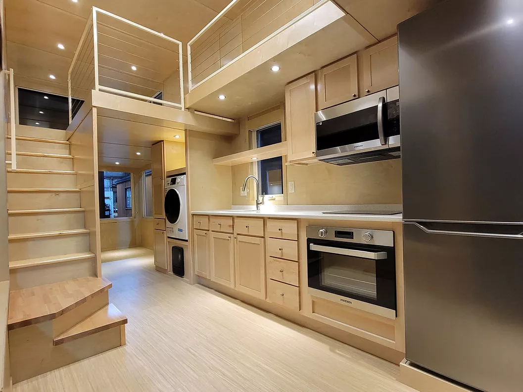 The eONE XL's interior has a floorspace of roughly 500 sq ft (46.5 sq m)