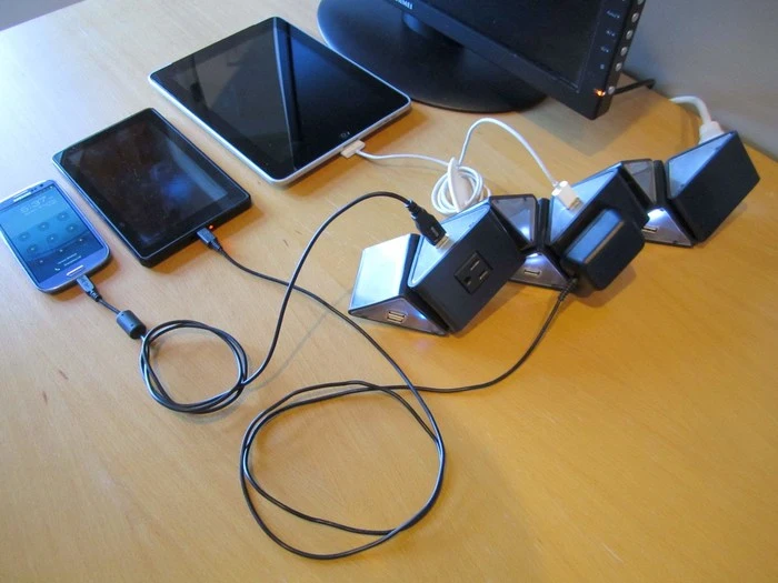 TwistVolt with multiple devices plugged in
