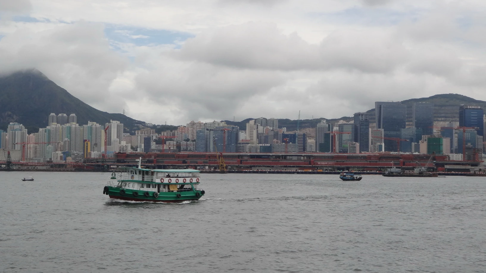 Kai Tak Cruise Terminal as seen from the harbor in August 2012 (Image: SW.Wong/Wikipedia)