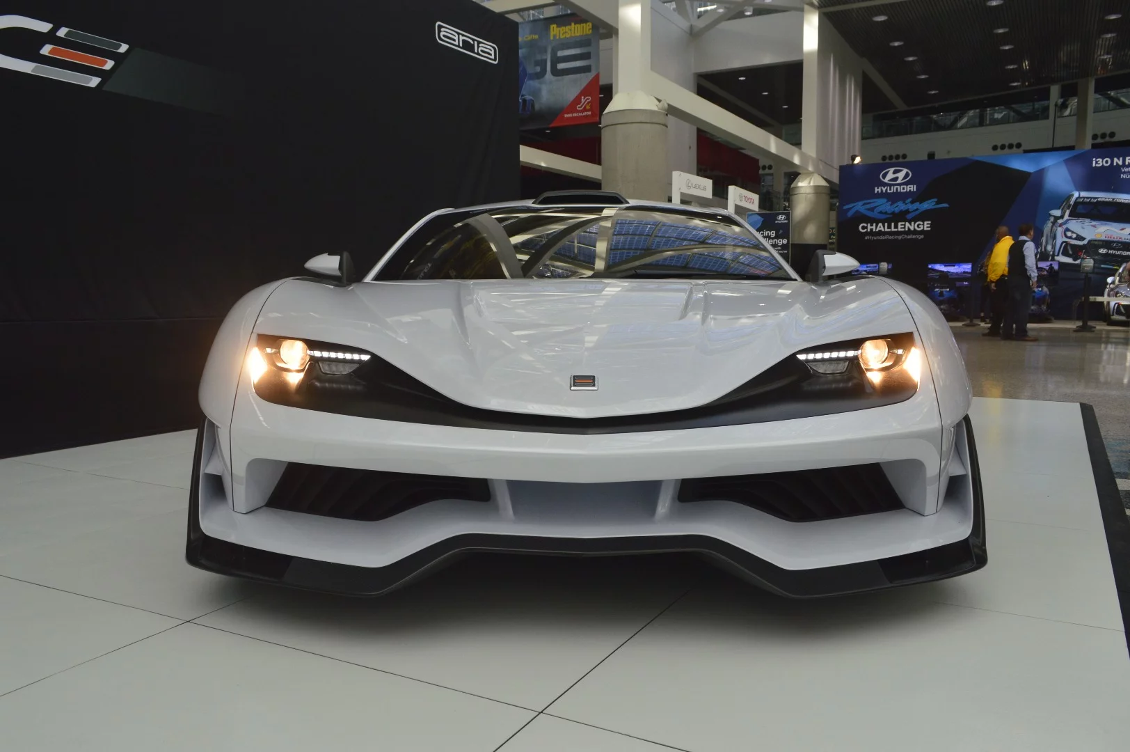 Aria's new FXE hypercar at the 2017 LA Auto Show
