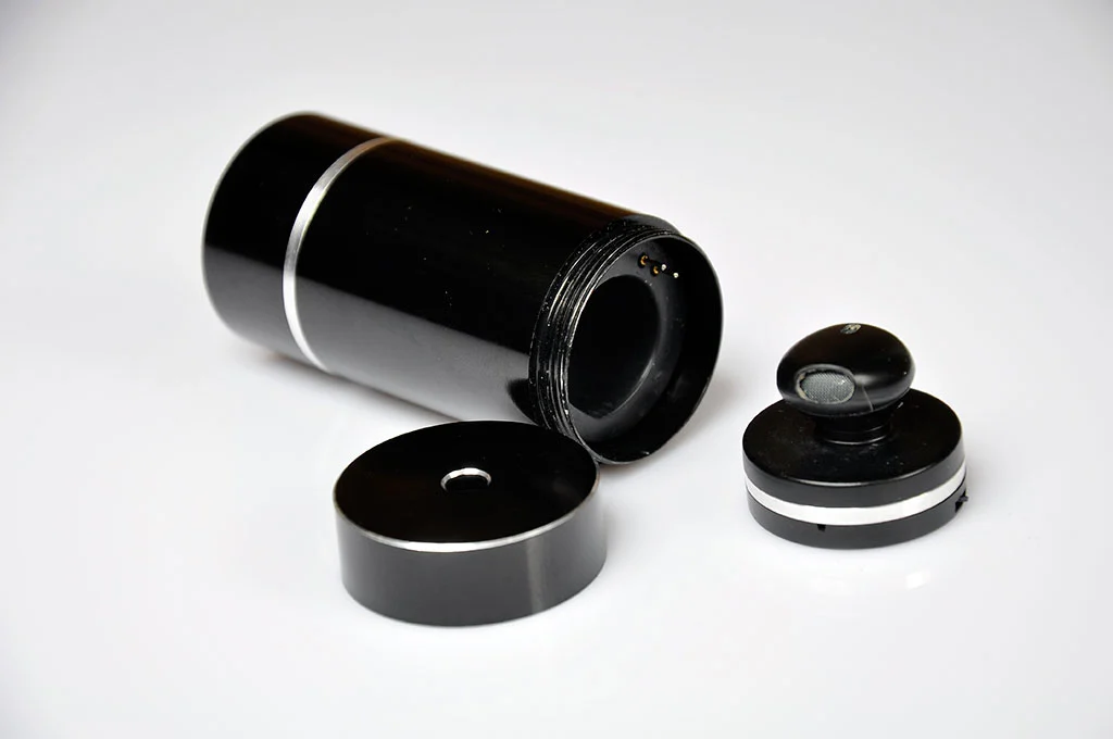 The Earity buds connect with your mobile device over Bluetooth 4.0 within a range of 32 ft (10 m)