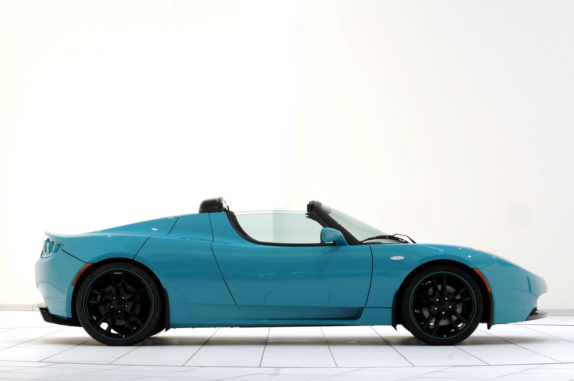 The TESLA Roadster Sport BRABUS Green Package