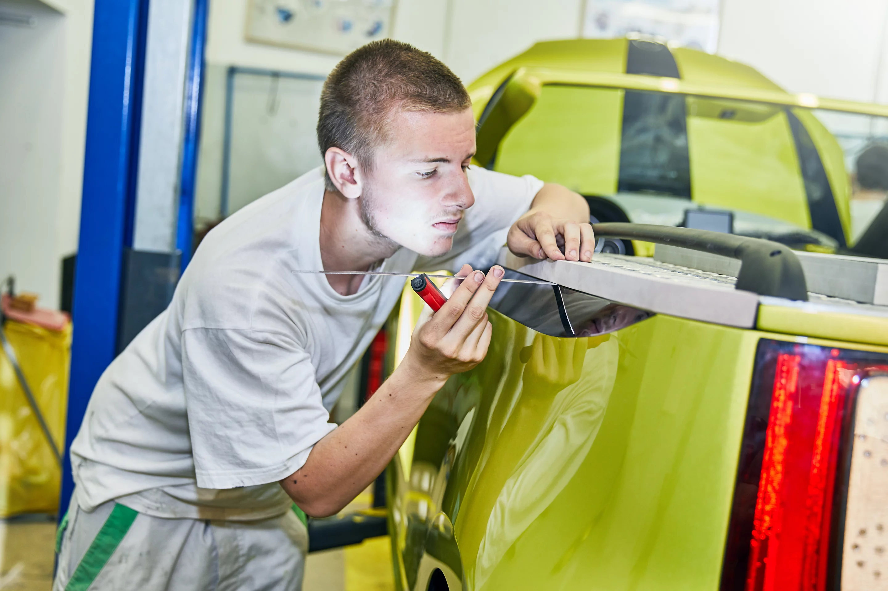 Students work on the Skoda Element
