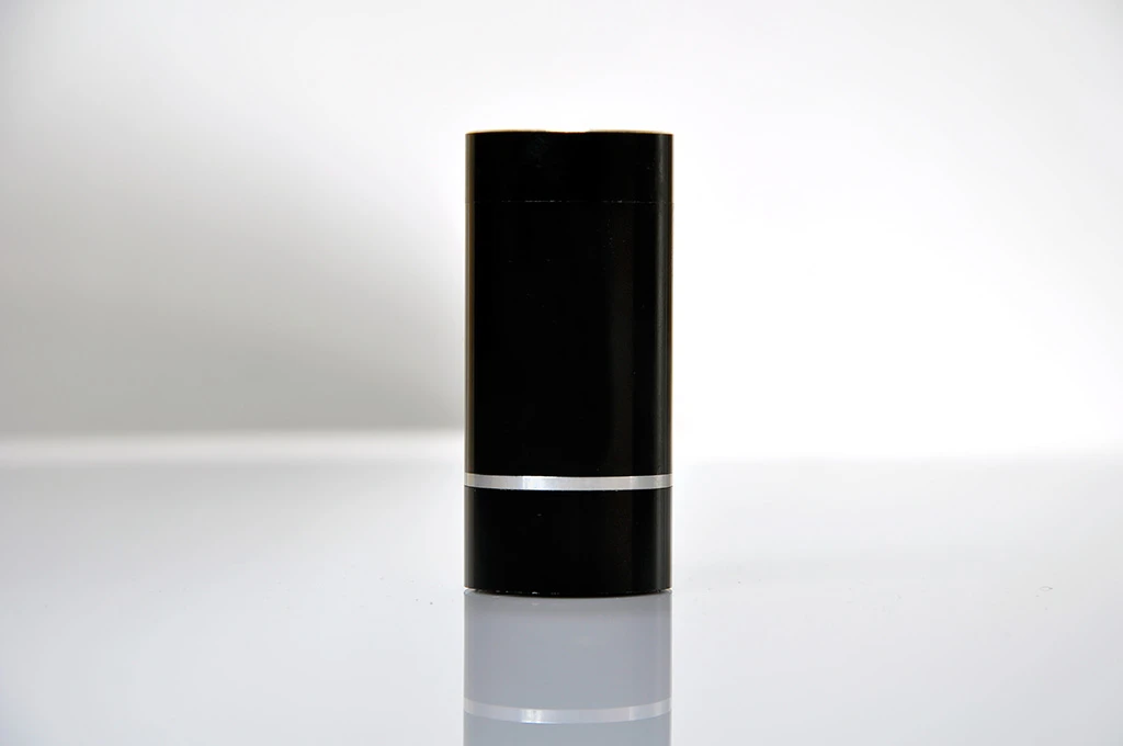 The Earity buds connect with your mobile device over Bluetooth 4.0 within a range of 32 ft (10 m)