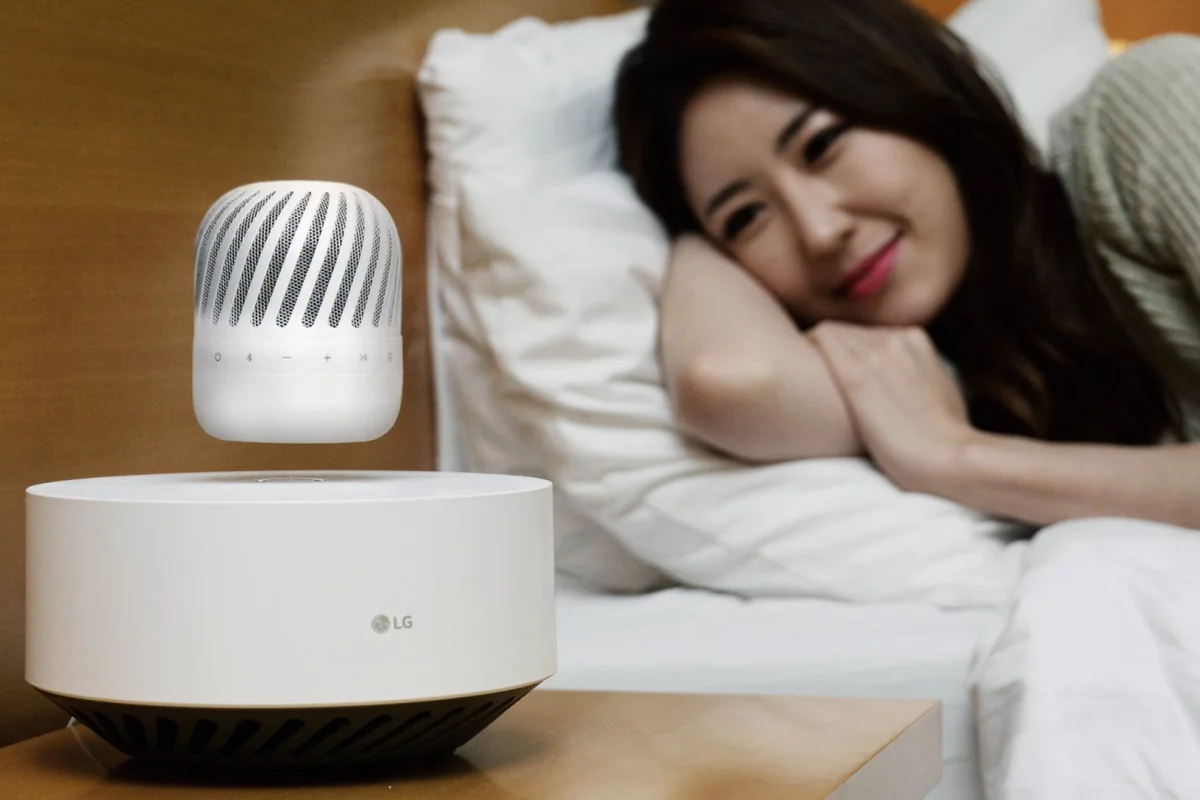 The PJ9's levitating module houses a 360-degree omnidirectional speaker, while the base station below includes both the charger and subwoofer