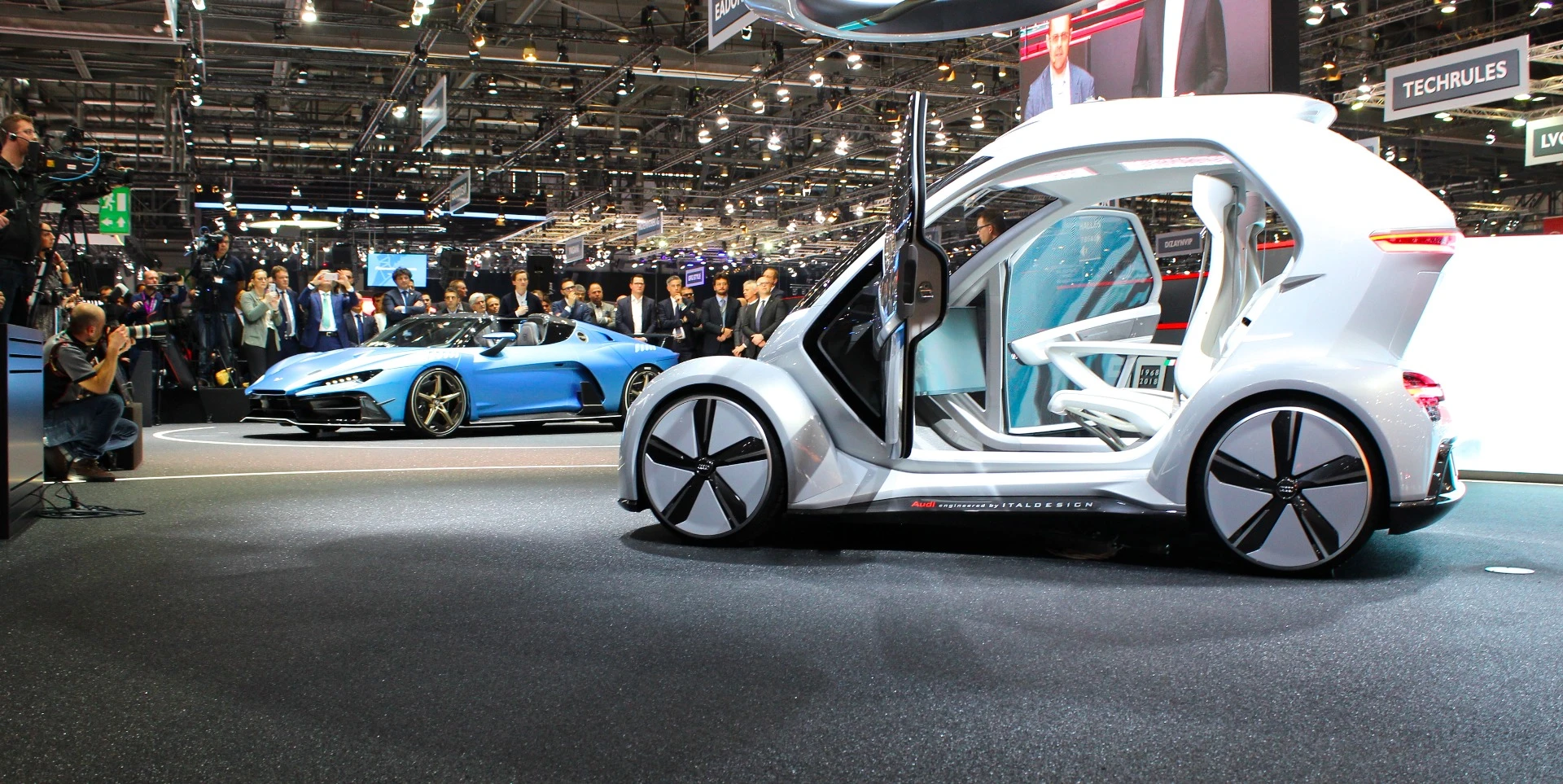The Pop.Up Next is one of two concept cars on show at Italdesign's Geneva booth, the other being the all-new Zerouno Duerta, a convertible version of last year's Zerouno