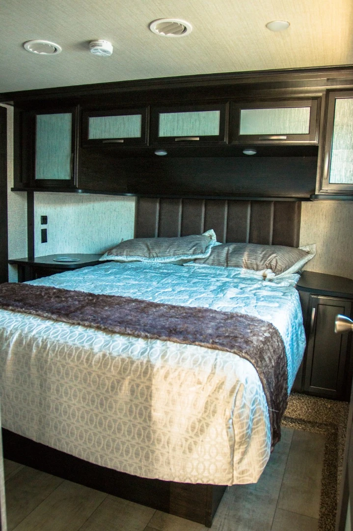 Grand Design Momentum Fifth Wheel with luxury interior package