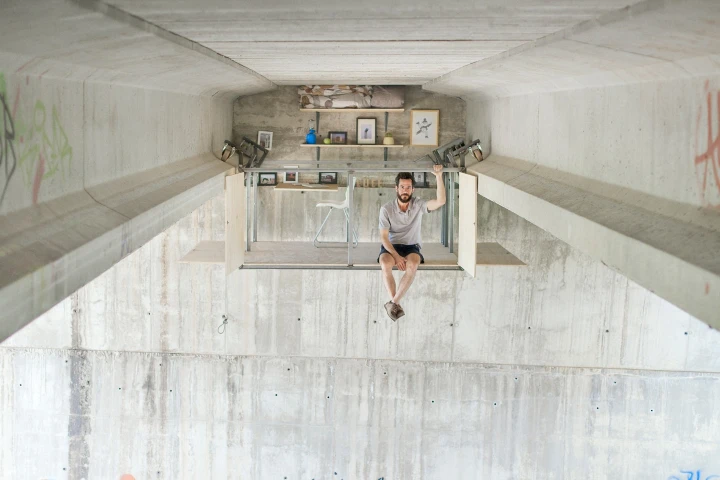 The shelter was created by Spanish self-taught designer Fernando Abellanas