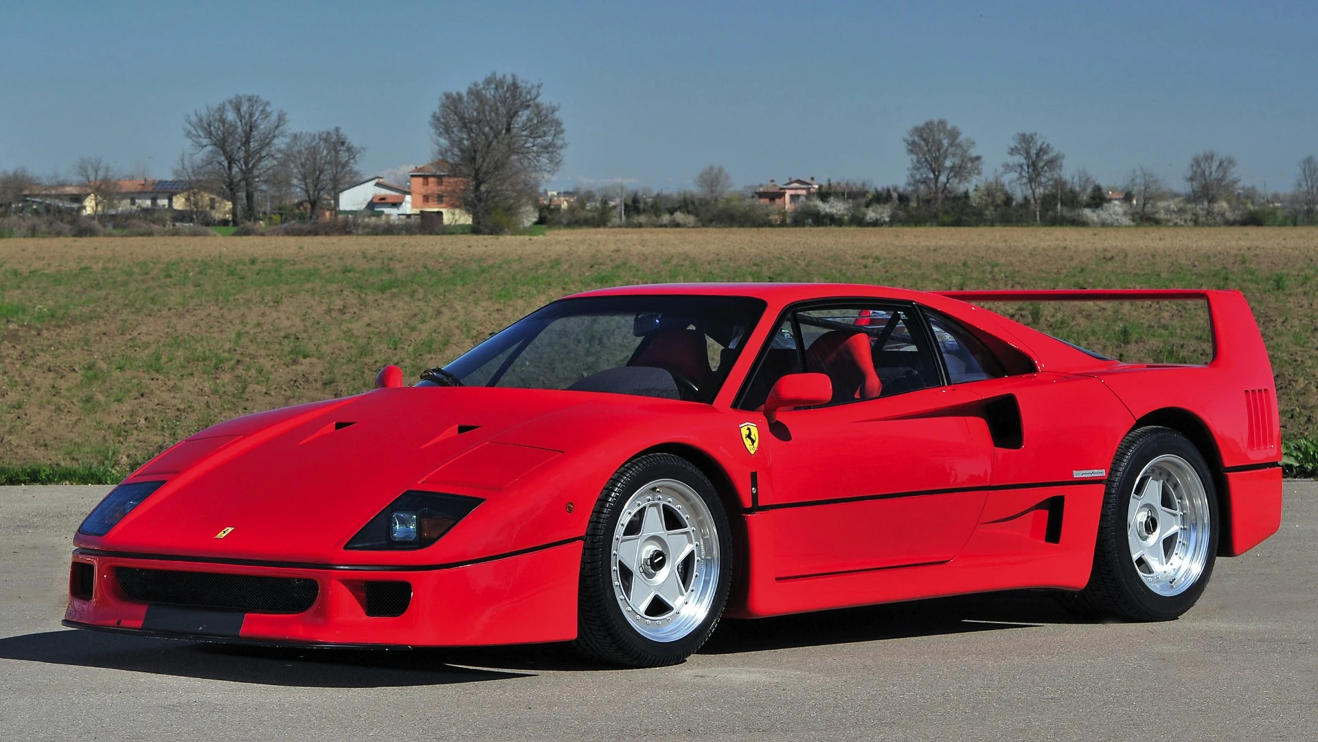 This 1991 Ferrari F40 sold for €1,008,000