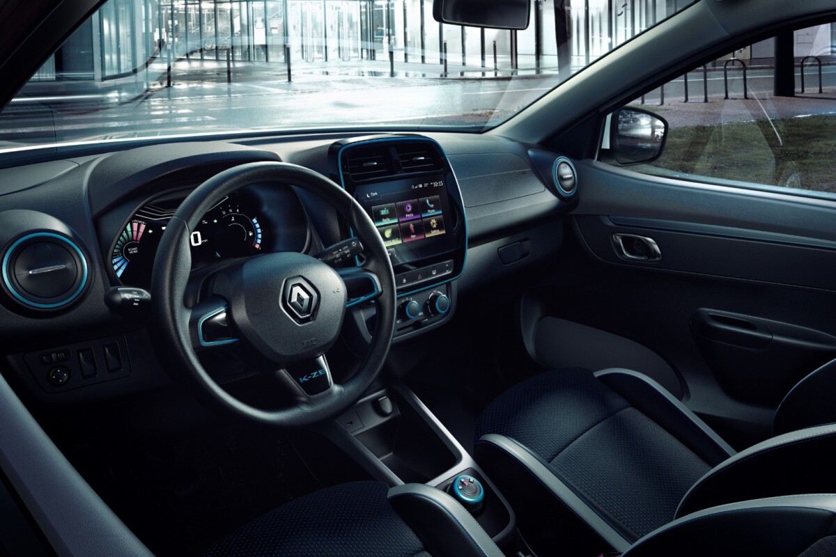 Steering wheel and dash