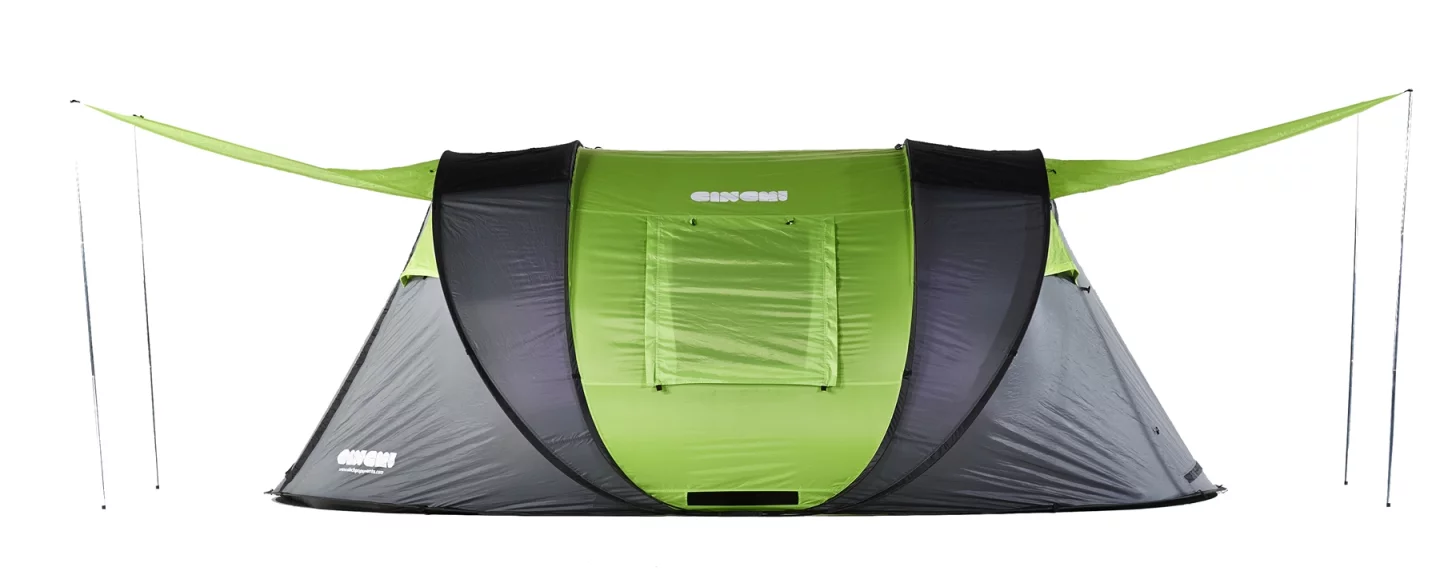 The two entrances are extendable with pole-supported canopies