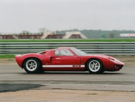 The original 1968 Ford GT40 gets a work-out a third of a century after it was built. It carries an estimate of £280,000-320,000.