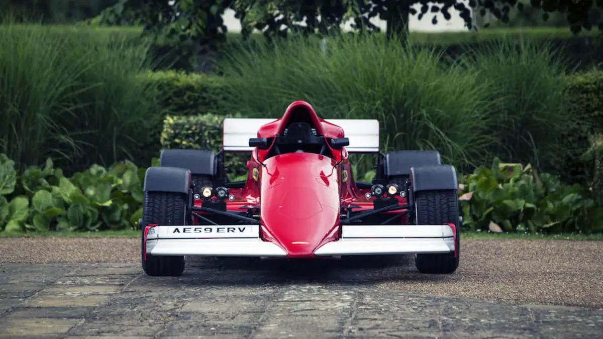 Front view of the Lola F1R leaves little doubt about this car's Formula 1 heritage and inspiration