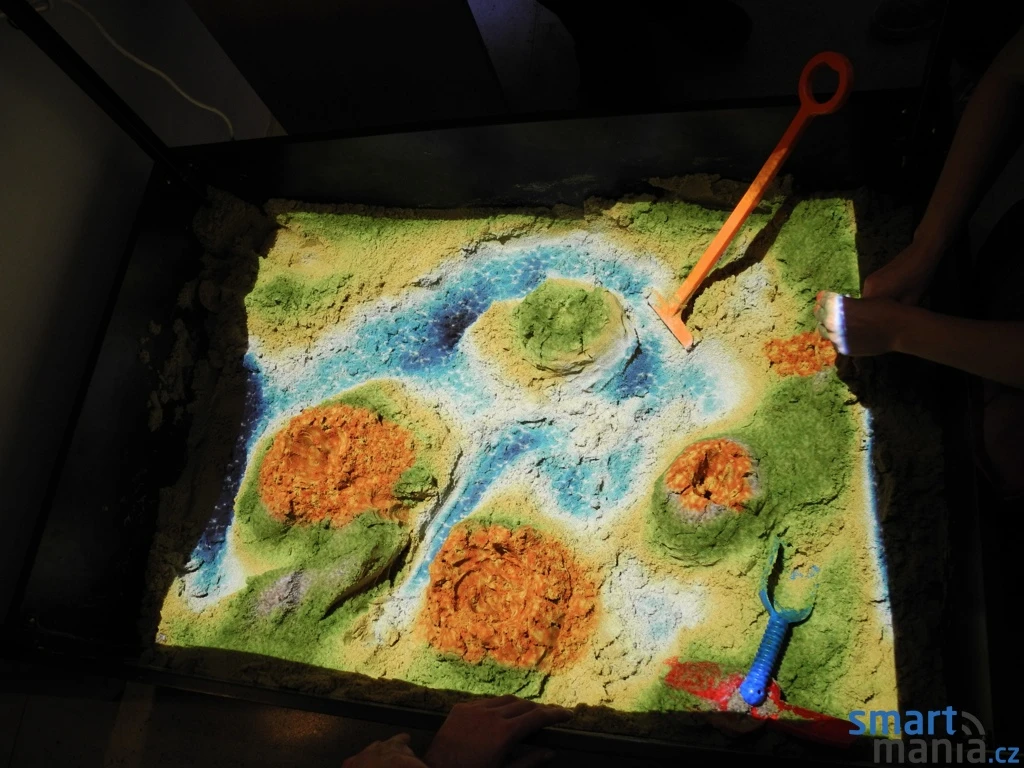 The SandyStation using the Xbox Kinect
