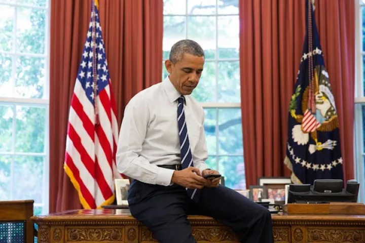 With Barack Obama being the first President of the United States to have a strong online presence, the White House has outlined how it intends to hand over the official presidential social media reigns to his successor