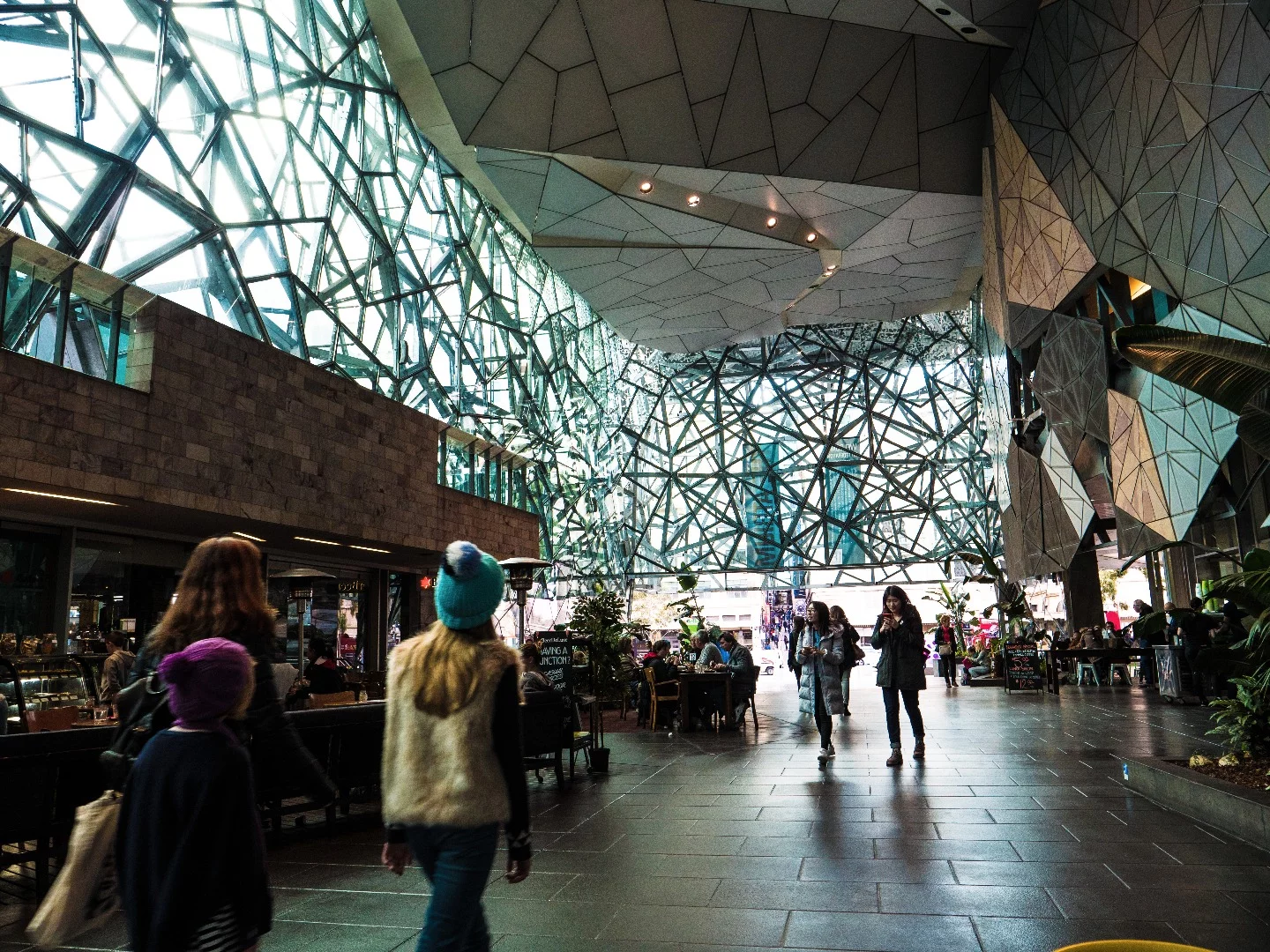 Panasonic GH5 sample image: low light performance is limited by sensor size