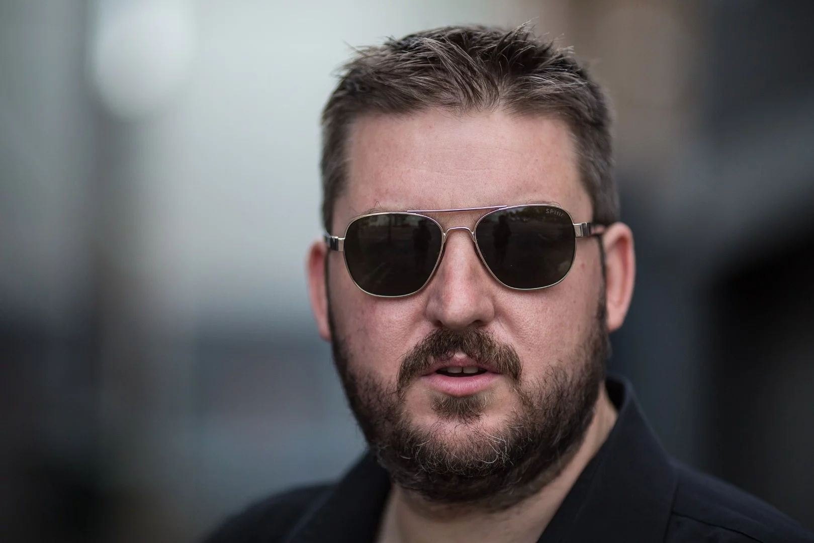 Loz models the Spine Optics frames, in a state of slight confusion (Photo: Nick Lavars/Gizmag)