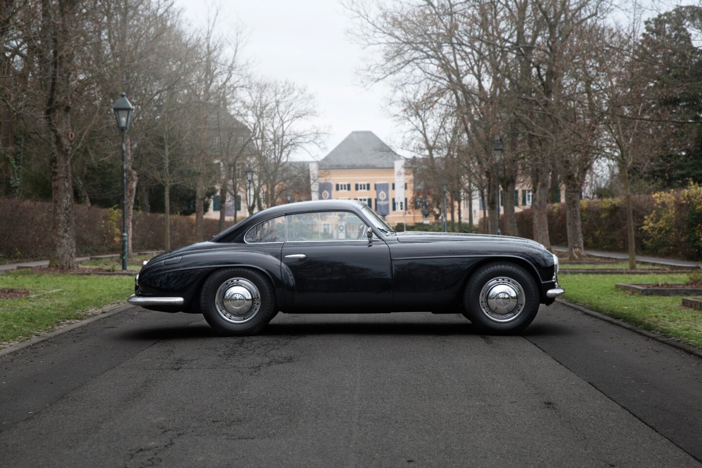 This 1951 Alfa Romeo 6C 2500 SS Villa d'Este Coupé by Touring has an estimated price: $817,500 to $981,000