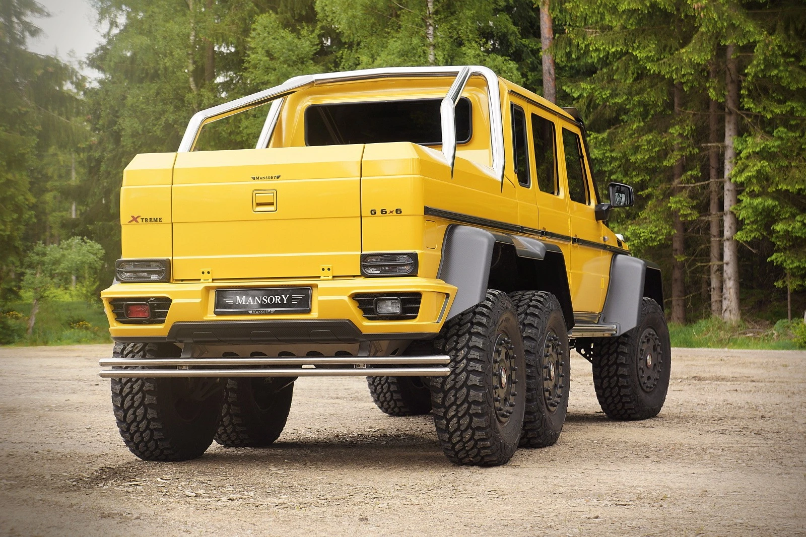 The 829-hp Mansory Mercedes G63 AMG 6x6