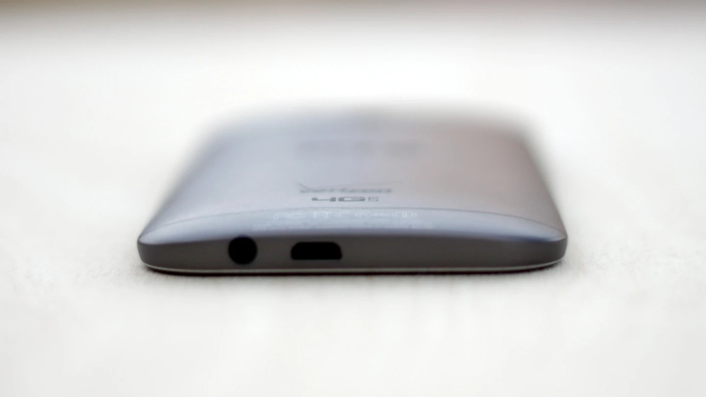 The One's unibody build is the sexiest thing in smartphones right no