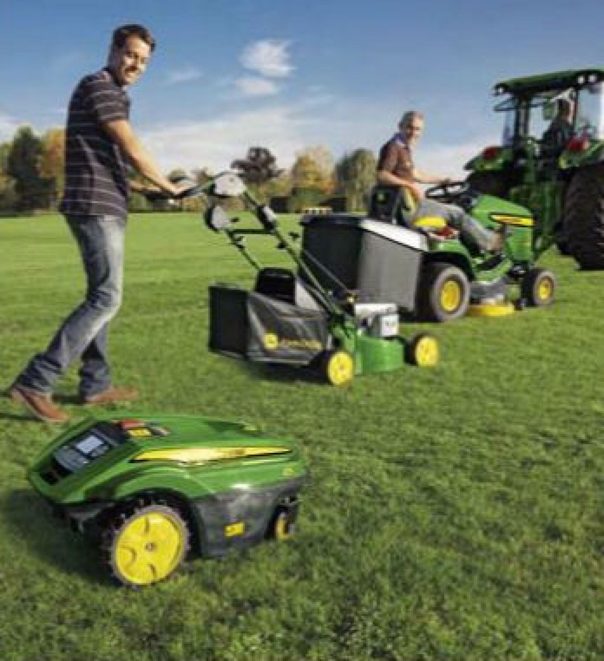 John Deere's TANGO E5 autonomous lawnmower