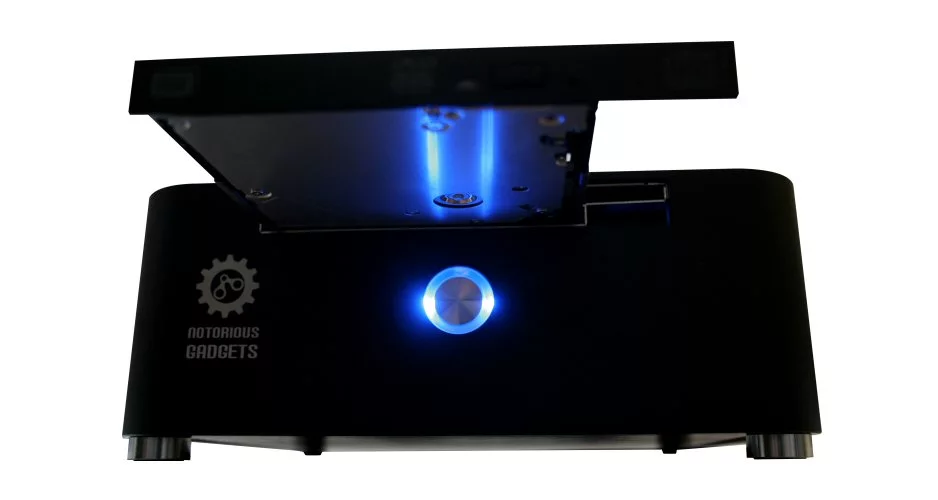Top of the range Phatty P410 with AMD's quad core Phenom II X4 940 4x 3.00GHz Black Edition processor and graphics courtesy of ATI's Radeon X700