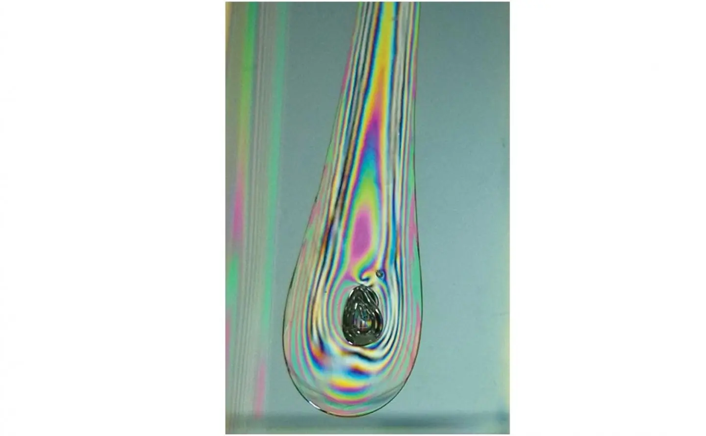 Integrated photoelasticity of a Prince Rupert's drop
