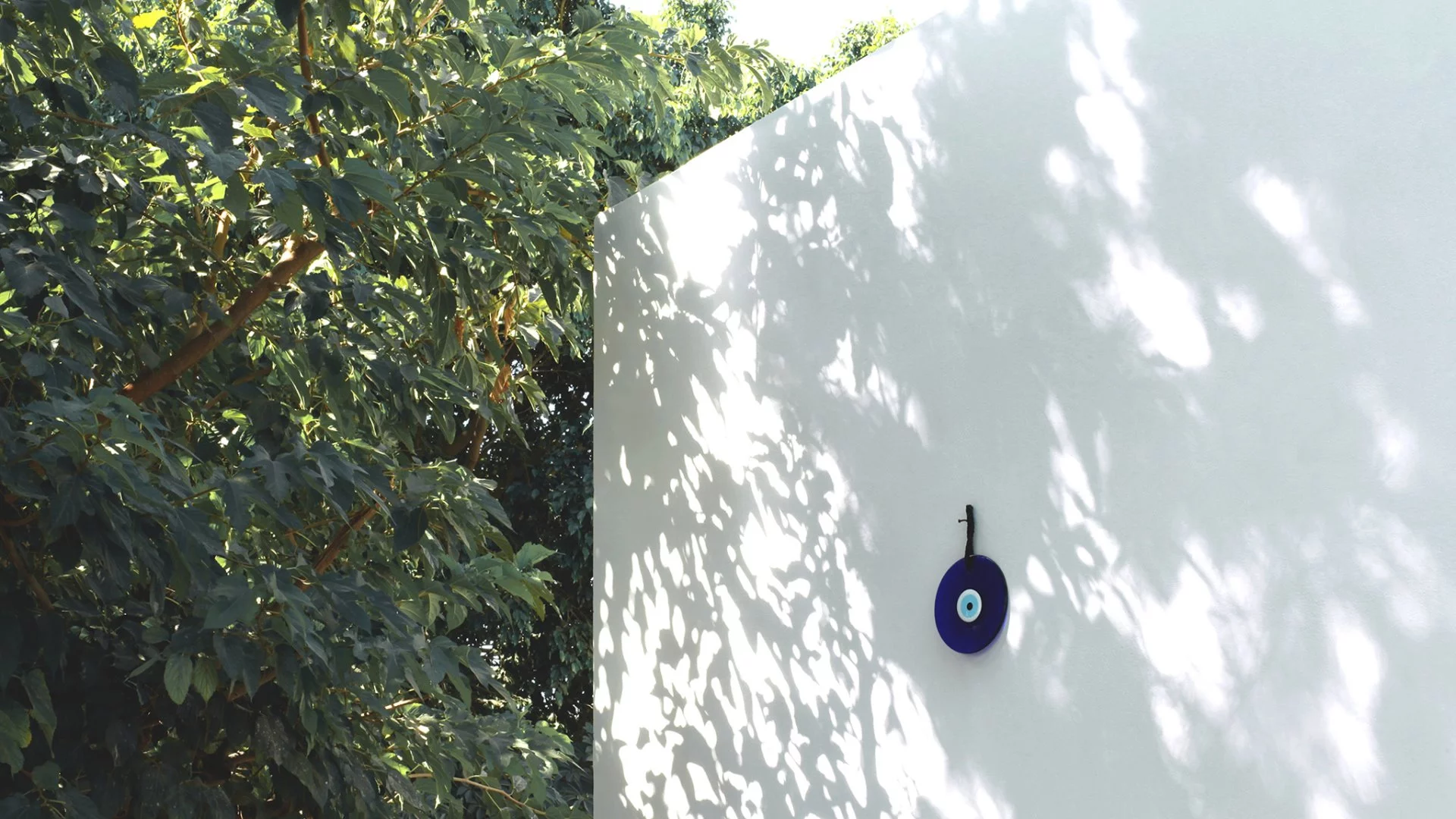 The Monocabin prototype is currently being used as an artist summer residence in Greece