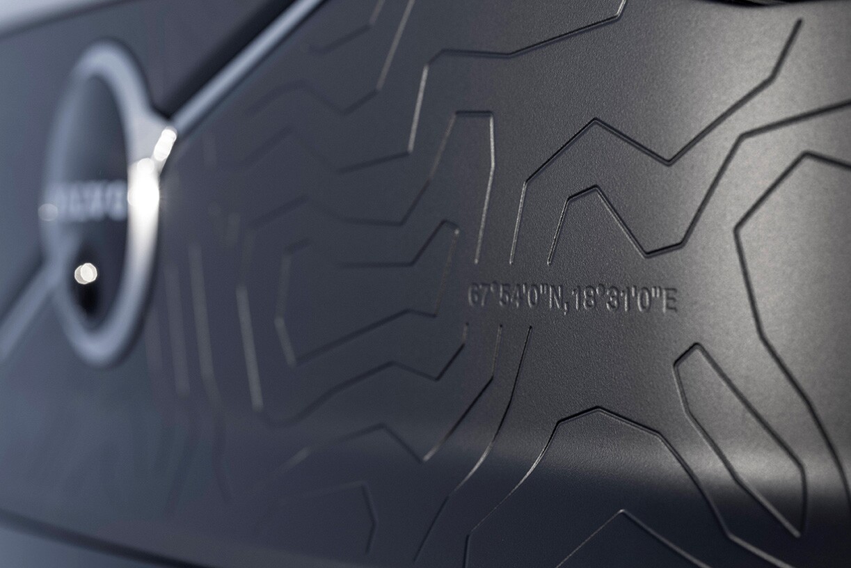 This etching of a Swedish mountain range on the Cross Country's front is a memorable little design detail
