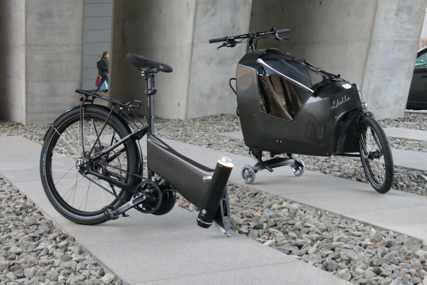 The Dragonfly 2in1's cabin gets detached via a quick-release mechanism within a claimed 15 seconds