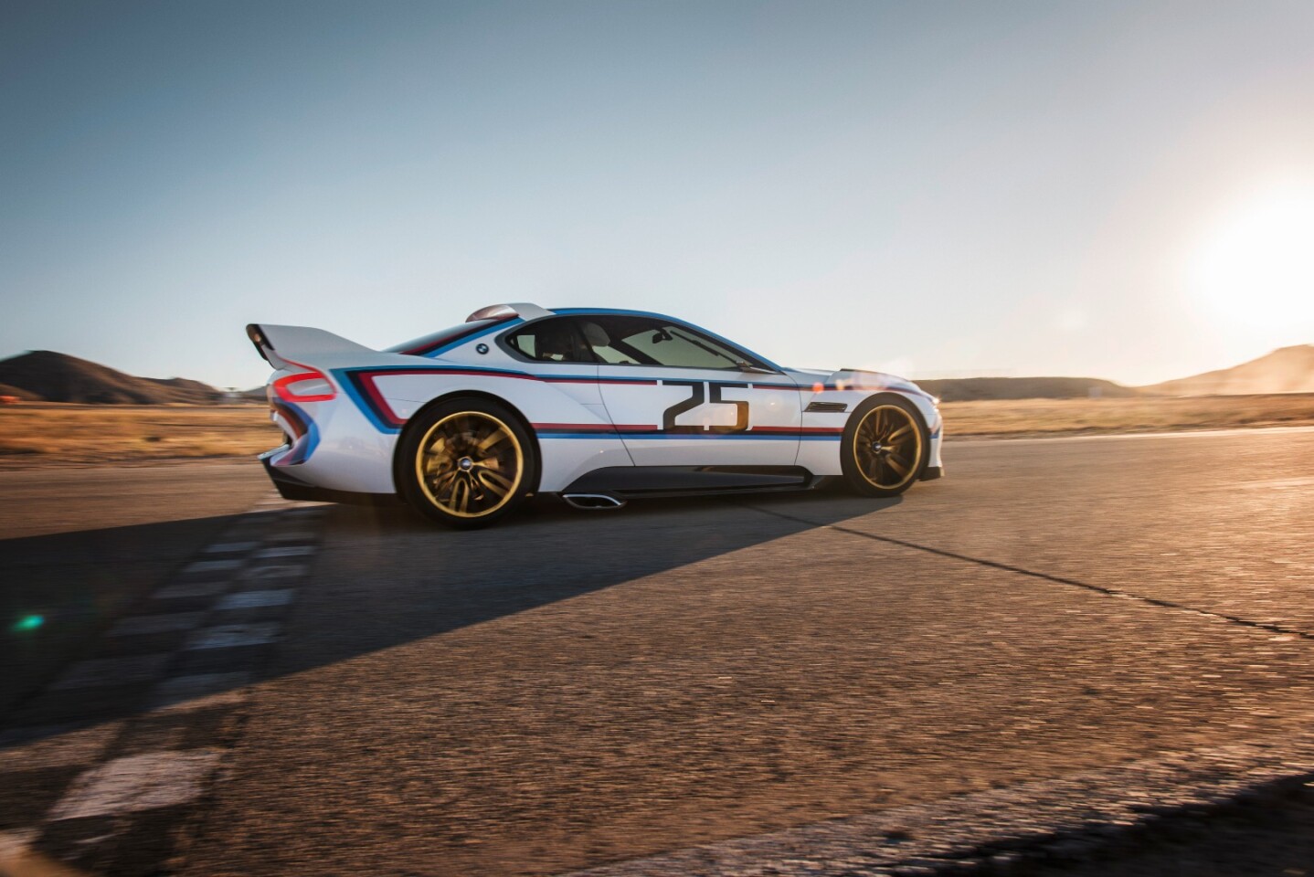 That huge rear wing incorporates LED taillights
