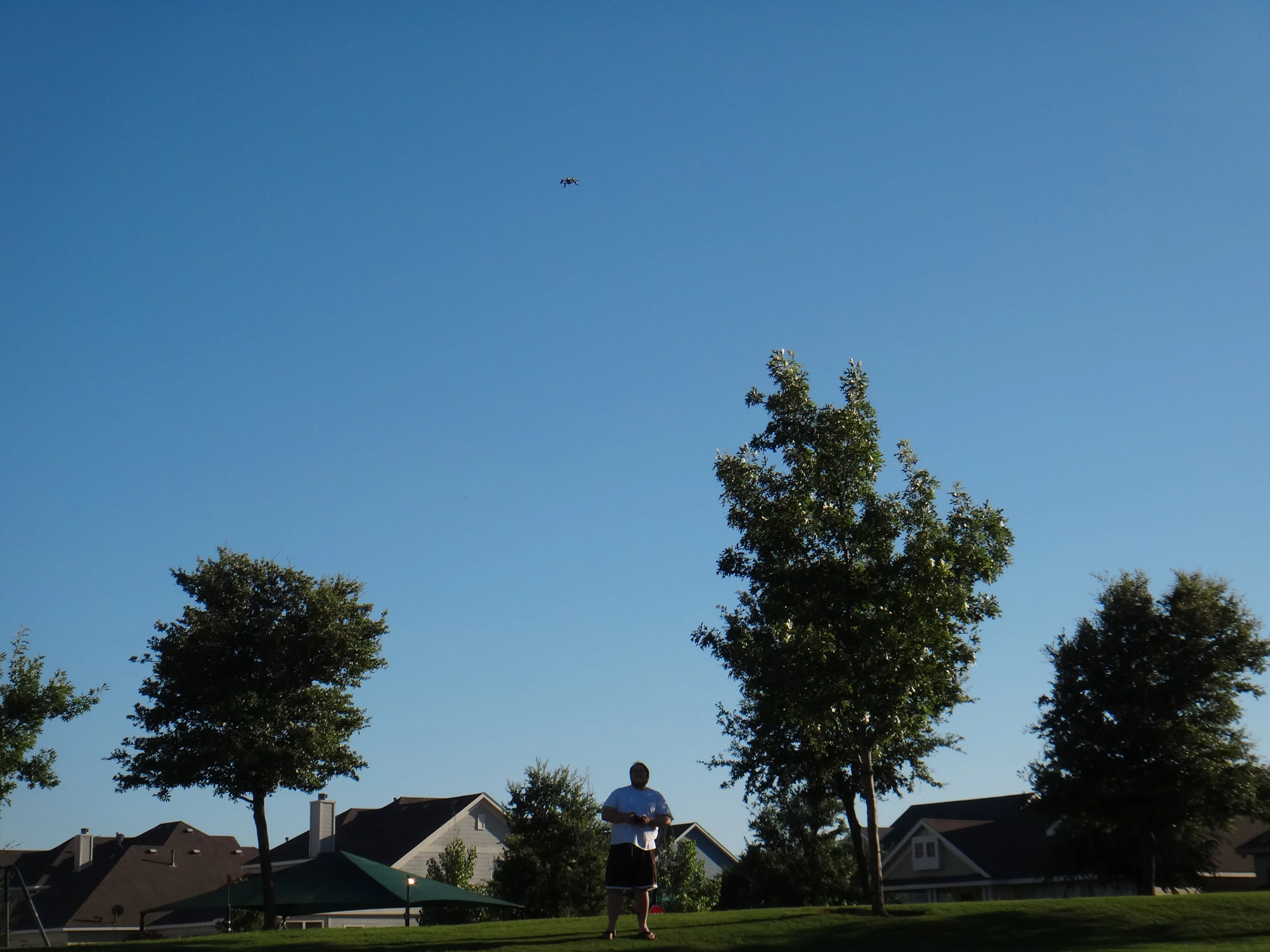 I felt most comfortable with the V-Cam at about 20 ft in the air, though I was able to maintain control of it up to approximately 50 - 60 ft