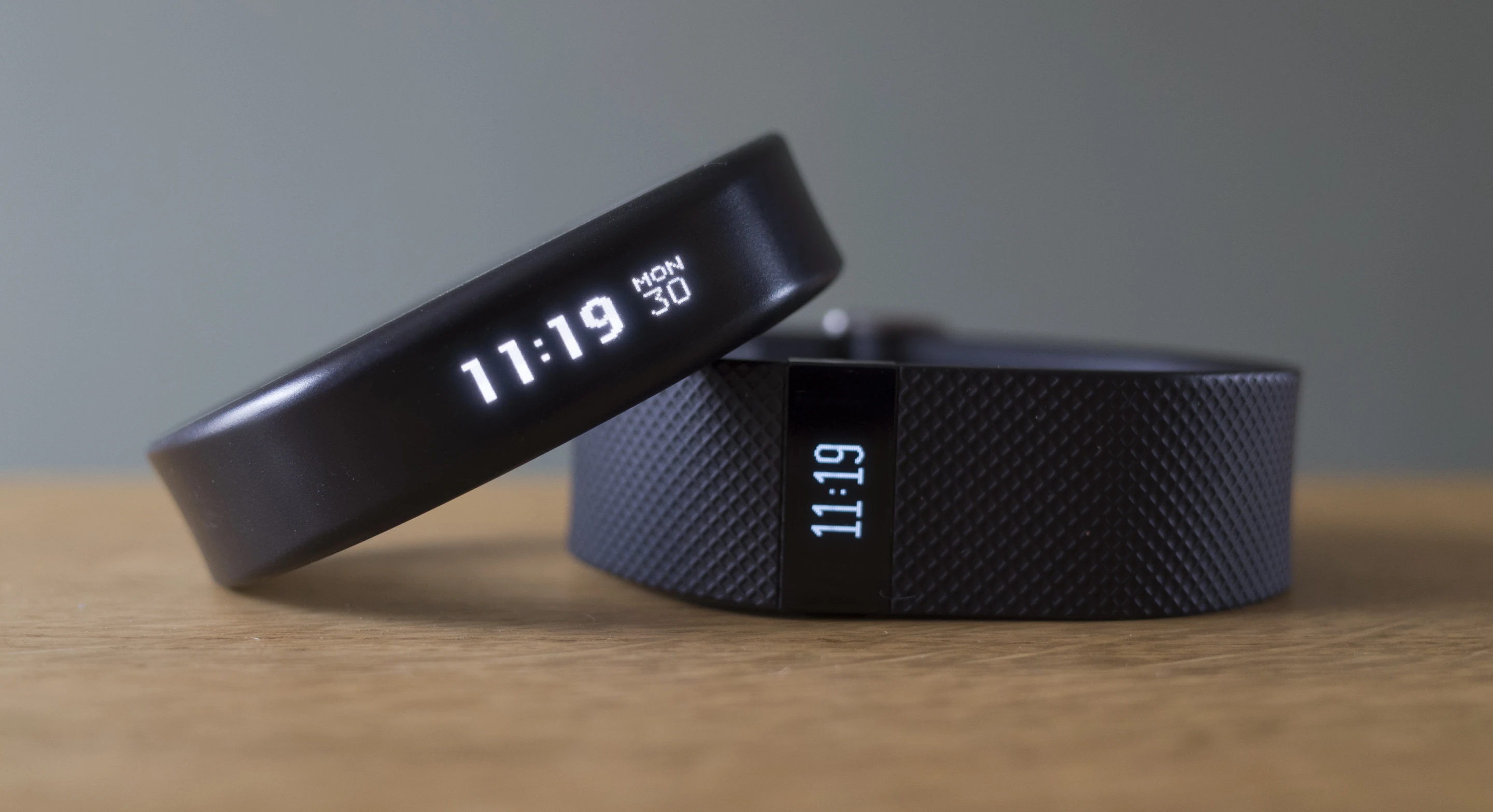 The Garmin Vivosmart with the Fitbit Charge HR (Photo: Simon Crisp/Gizmag.com)