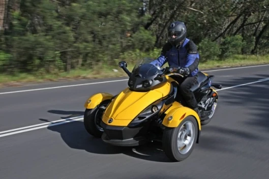 Can-Am Spyder roadster put to the test