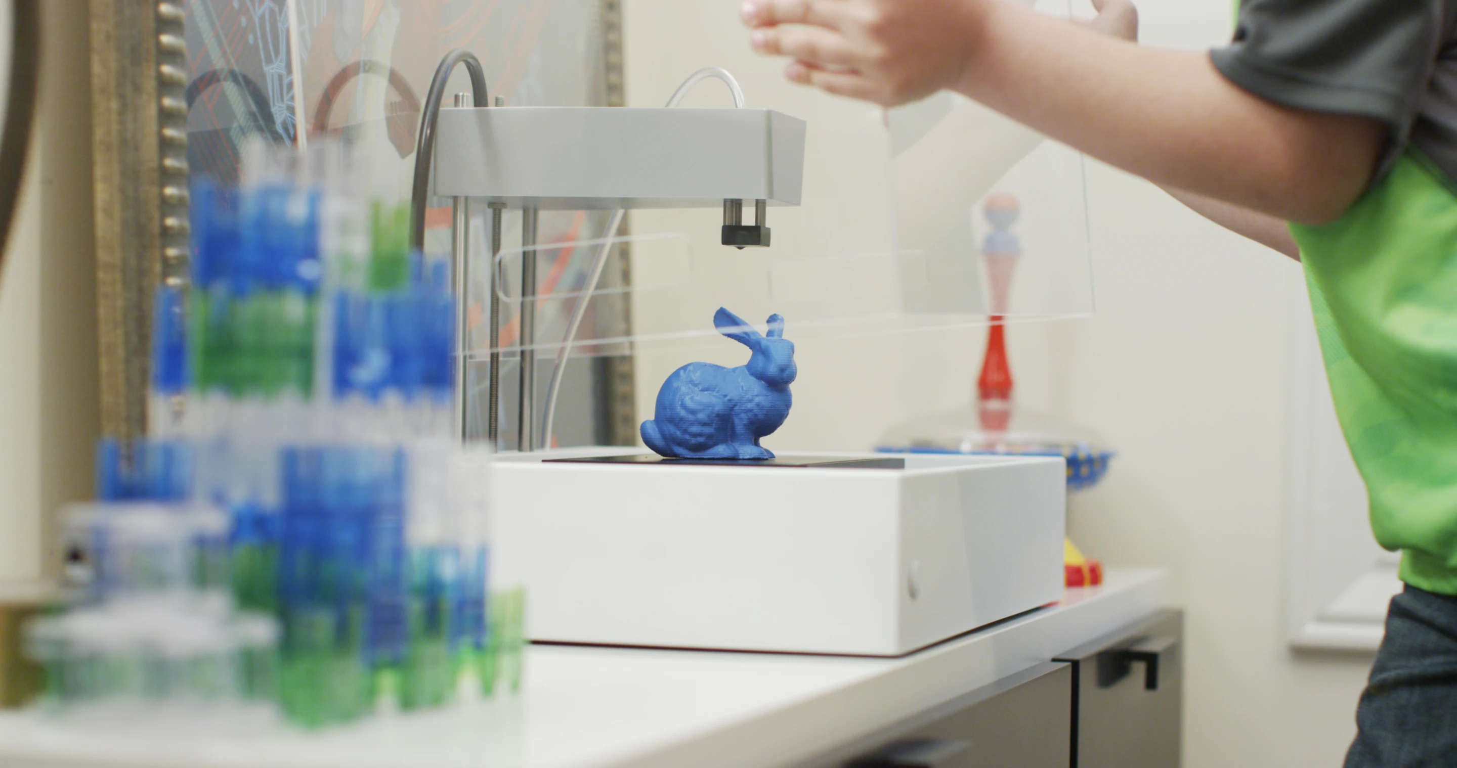 Objects are produced in eco-friendly PLA (Polylactic Acid) plastic at a print speed of 80 mm (3.15 in) per second