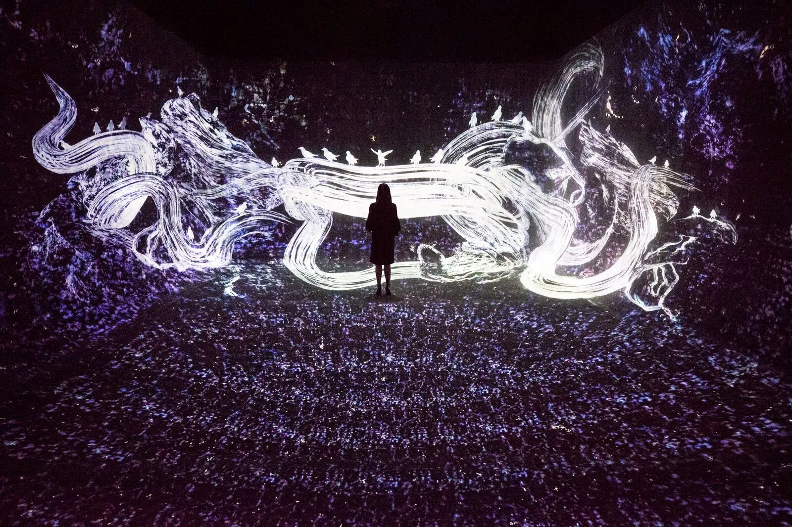To kick things off, curators at the brand new Amos Rex museum in Helsinki will host an exhibition entitled Massless from Tokyo-based digital art collective TeamLab