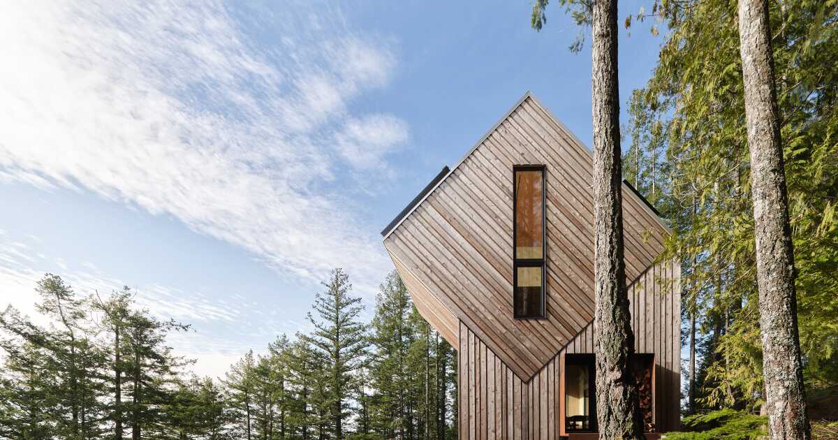 Remote off-grid cabin blends nature and design Remote off-grid cabin blends nature and design