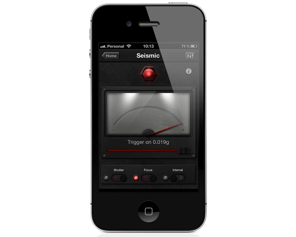 Triggertrap Mobile can be activated by shock and vibration thanks to sensors in an iPhone