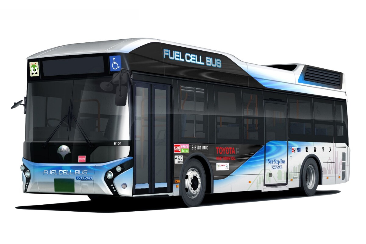 Toyota's FC Bus runs on hydrogen and can supply electricity in the event of a natural disaster
