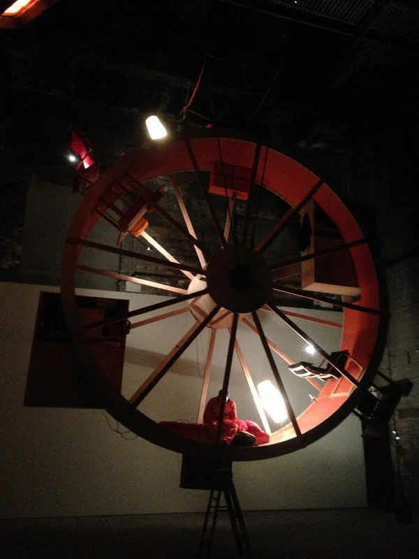 Two living units – one for each artist – are installed on the circumference of the wheel (Photo: Pierogi Gallery)