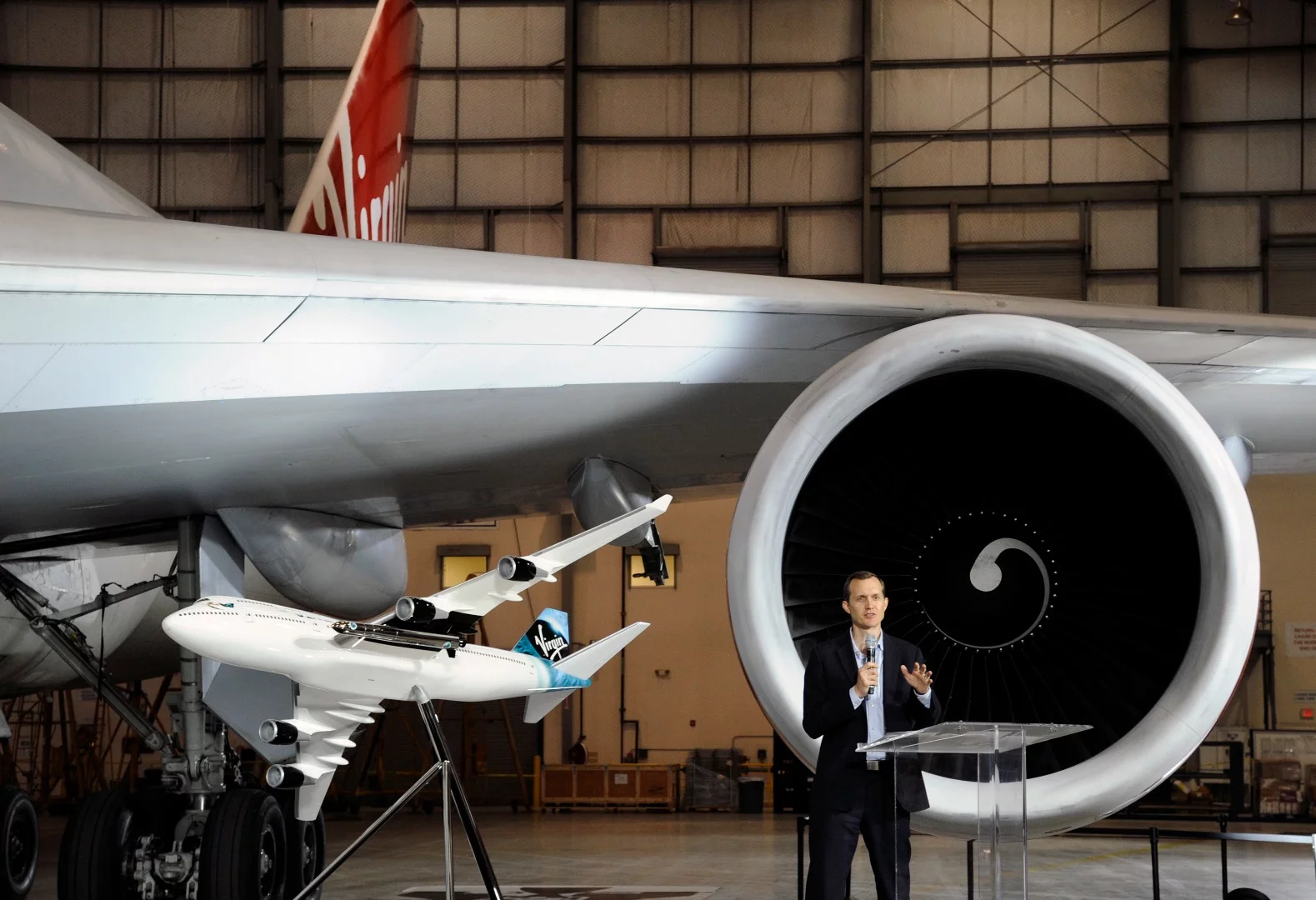 George Whitesides, Virgin Galactic CEO announces the new mothership